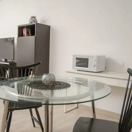 Casa Mirlo - Peaceful Home With Garden & Terrace In Central Lanzarote Nazaret